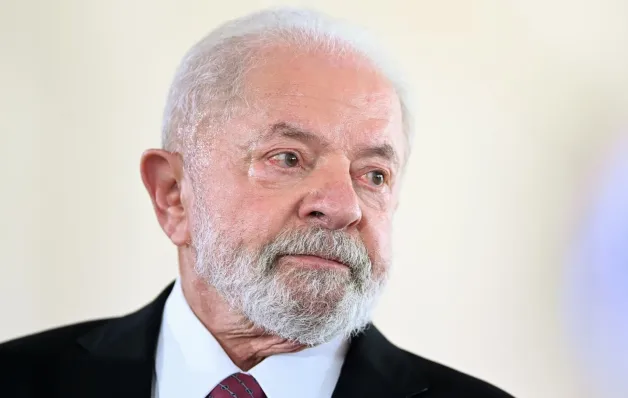 Programa de distribuição de imóveis inutilizados pela União será lançado em 2024, diz Lula