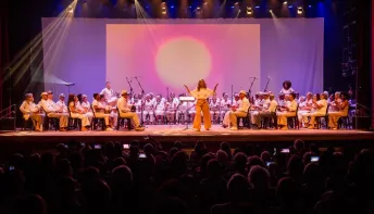 Projeto "Música na Maturidade" antecipa o espírito natalino