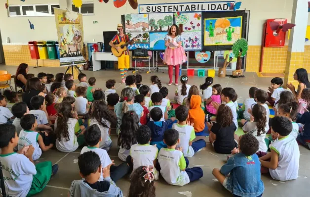 Projeto trabalha educação ambiental por meio  da música e da arte em escolas de Cariacica