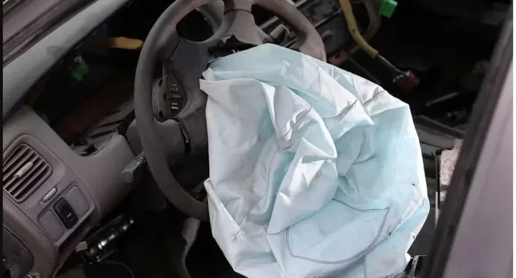 Quase 2 milhões de carros rodam com os airbags mortais da Takata no Brasil