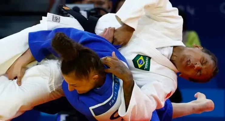 Rafa Silva vence 2ª luta e disputa semis a partir de 11h