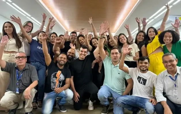 Rapha Falcão comanda Curso Turbo Marketing em Teixeira de Freitas