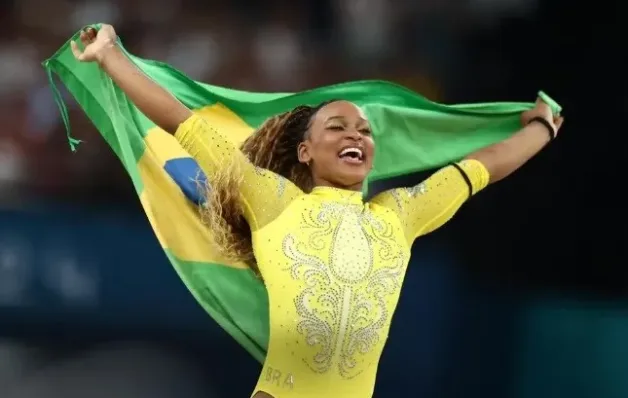 Rebeca Andrade ilumina Paris com a medalha de prata no individual geral da ginástica nas Olimpíadas