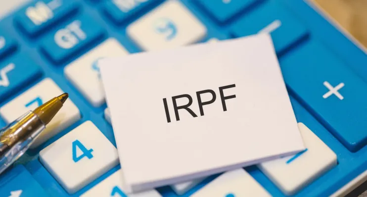 Receita paga hoje lote residual de restituição do Imposto de Renda