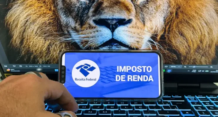 Receita paga nesta terça maior lote de restituição do IR da história