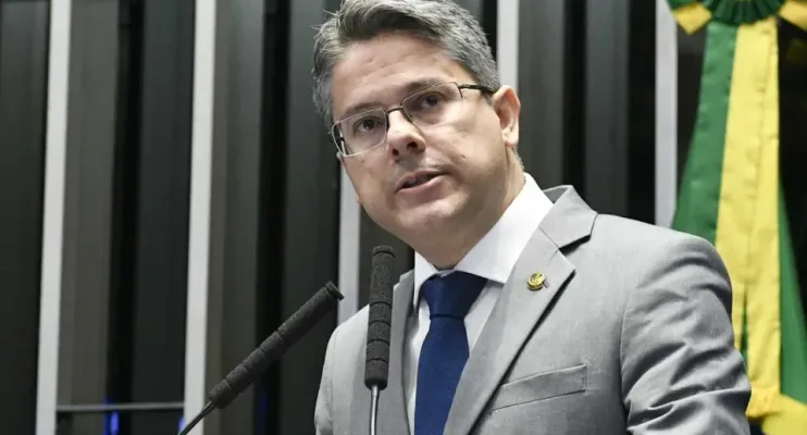 Relator no Senado defende rejeição da PEC da Blindagem: "golpe fatal"