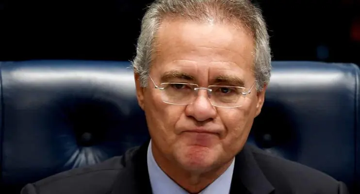Renan Calheiros entra com ação no TSE contra convenção do MDB com Simone Tebet