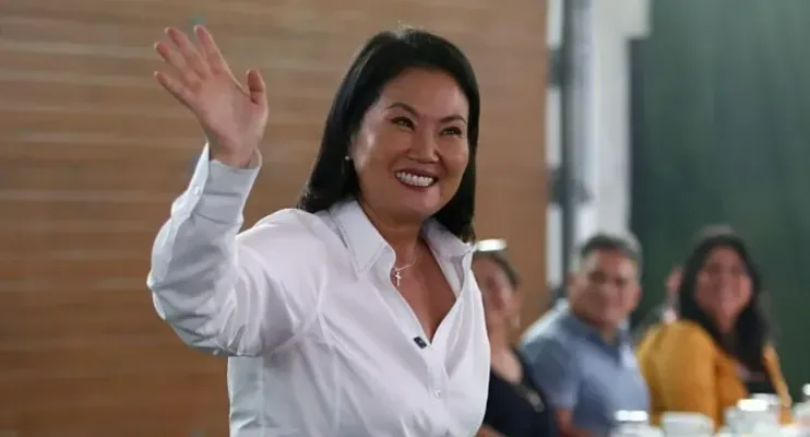 Reuters: Fujimori tem vantagem irreversível; resultado não foi divulgado