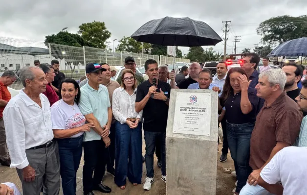 Ricardo Ferraço inaugura obras e participa de agenda institucional em Montanha
