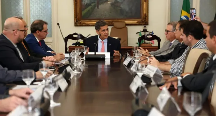 Ricardo Ferraço realiza primeira reunião do Estado Presente para avaliar dados da segurança