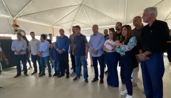 Ricardo Ferraço vistoria obras estruturantes em São Mateus 