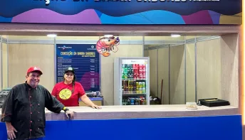 Roberto Malacarne apresenta moqueca capixaba durante Feira dos Municípios