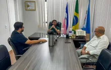 Roninho Passos visita prefeito de Marilândia e reforça articulações regionais
