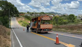 Rua Leopoldo Rangel volta a operar em mão dupla após mudanças viárias em Aracruz