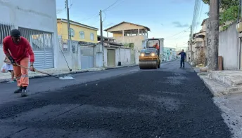 Ruas de São Mateus passam por recapeamento em novas frentes de obra