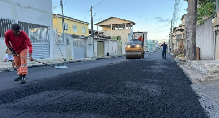 Ruas de São Mateus passam por recapeamento em novas frentes de obra