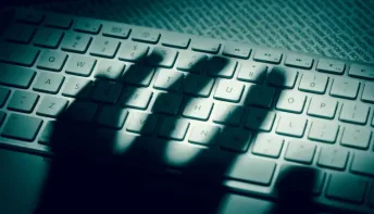 Saiba como se proteger de programa espião que invade PCs e captura tudo o que você digita