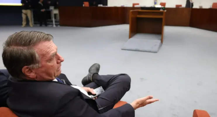 Saiba o que acontece agora que Bolsonaro é réu no STF