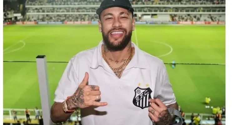 Santos aguarda a chegada de Neymar ao Brasil na quarta-feira