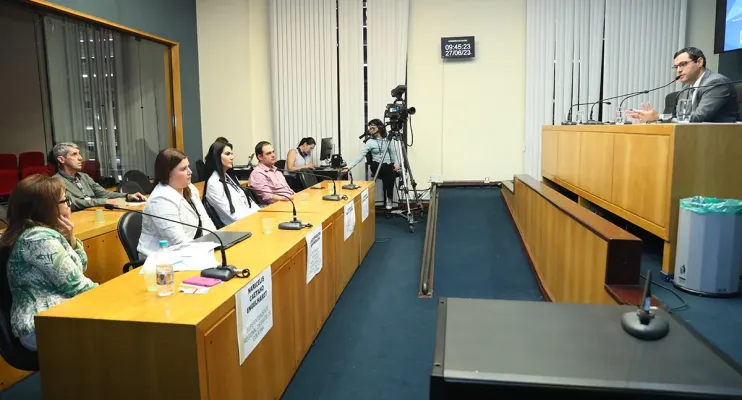 Saúde debate estrutura da regional de Colatina