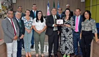 Secretária estadual de Assistência  Social Cyntia Grillo agradece homenagem inédita da Câmara de São Mateus