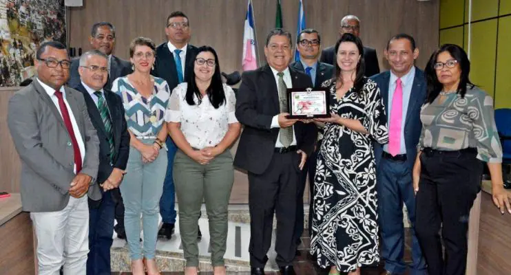 Secretária estadual de Assistência  Social Cyntia Grillo agradece homenagem inédita da Câmara de São Mateus