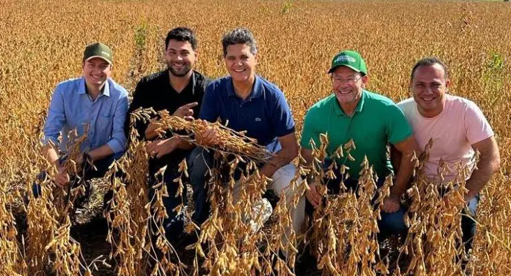 Secretário de Desenvolvimento faz visita técnica a propriedade rural em Montanha