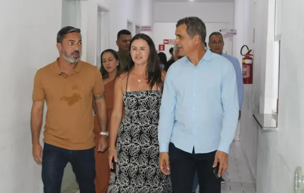 Secretário Estadual de Saúde visita UMI de Jaguaré para planejar ampliação