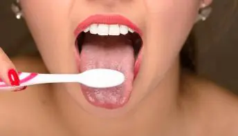 Seis coisas mais sujas que um vaso sanitário e que muitos levam à boca