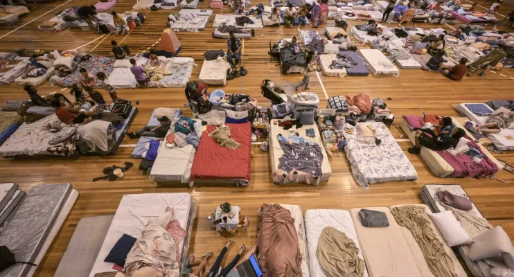 Seis pessoas são presas por suspeita de estupro em abrigos no RS