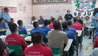 Sejus e Senai iniciam curso de Soldador em unidade de regime provisório de São Mateus