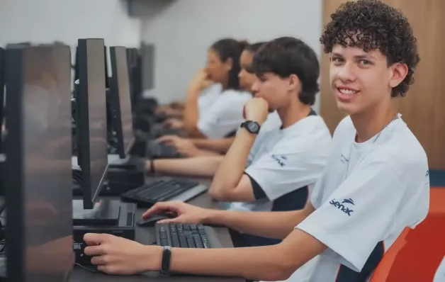 Senac de São Mateus abre 72 vagas gratuitas para cursos de Inglês e Informática