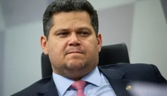 Senado aprova pauta-bomba e autoriza renegociação de dívidas rurais sem acordo com governo