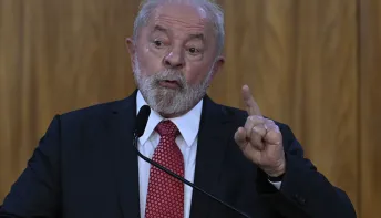 Senadores enviam a Lula proposta para acabar com pensão de filhas de militares