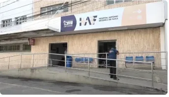 Sequestrador algemado tenta fugir de policiais e delegado atira com fuzil para impedir ação