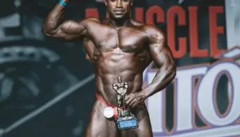 Sérgio Fidélis leva Nova Viçosa ao pódio no Muscle Contest Vitória 2025