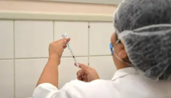 Serra abre novas vagas para vacinação contra dengue e covid-19 nesta quinta-feira às 18h