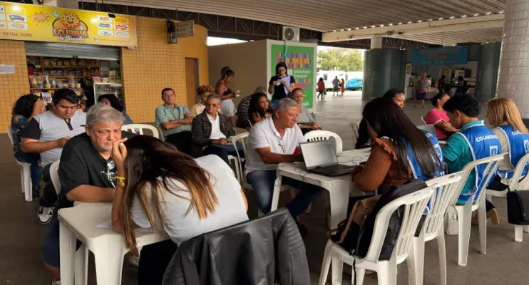 Serra promove Blitz do Emprego com 1.577 vagas no Terminal de Laranjeiras