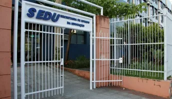 Servidores da Educação do ES vão receber bônus de até 1 salário e meio
