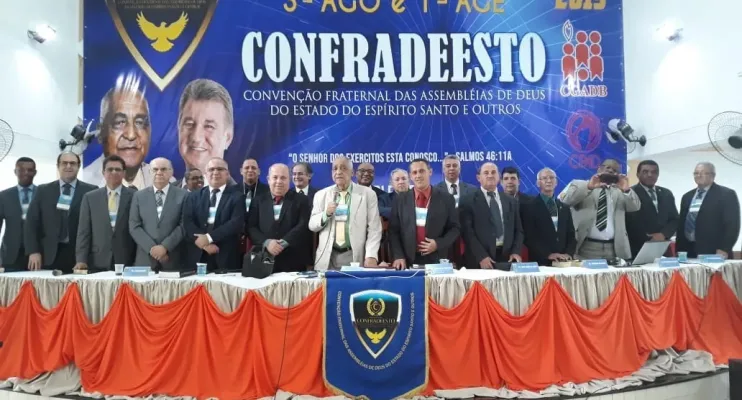 Sessão Solene homenageia os 50 anos da Assembleia de Deus Ministério Jardim Colorado