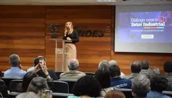 Setor produtivo entrega Agenda da Indústria para candidatos ao Senado