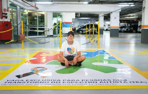 Shopping Vitória garante vagas exclusivas para autistas