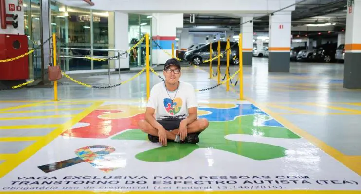 Shopping Vitória garante vagas exclusivas para autistas
