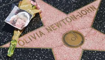 Sinais de alerta de doença agressiva que vitimou estrela de 'Grease' Olivia Newton-John