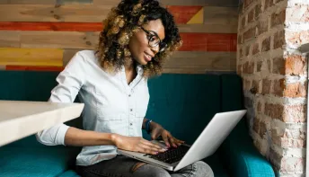 Sinais de vírus no computador? Saiba quando fazer uma limpeza profunda