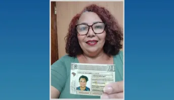 Sorrir em fotos para documentos é ou não é permitido? Confira as regras