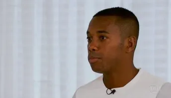STJ decide que Robinho deve cumprir pena por estupro no Brasil