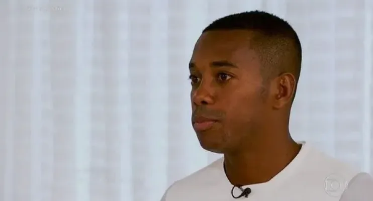 STJ decide que Robinho deve cumprir pena por estupro no Brasil