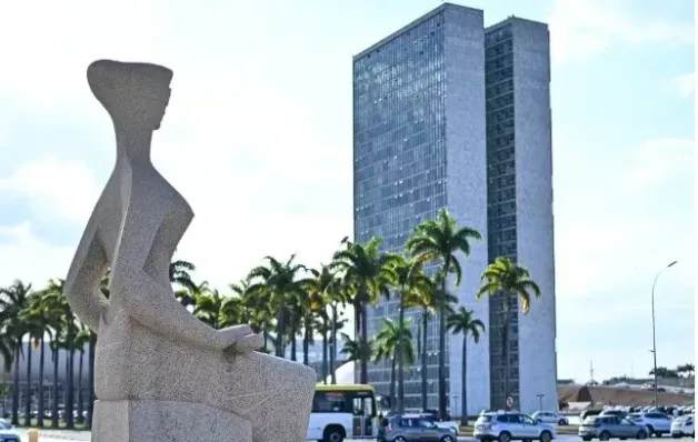 Supremo forma maioria para só a Corte autorizar buscas no Congresso