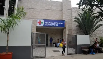 Suspeito invade igreja no ES e atira na cabeça e matando homem que participava de culto